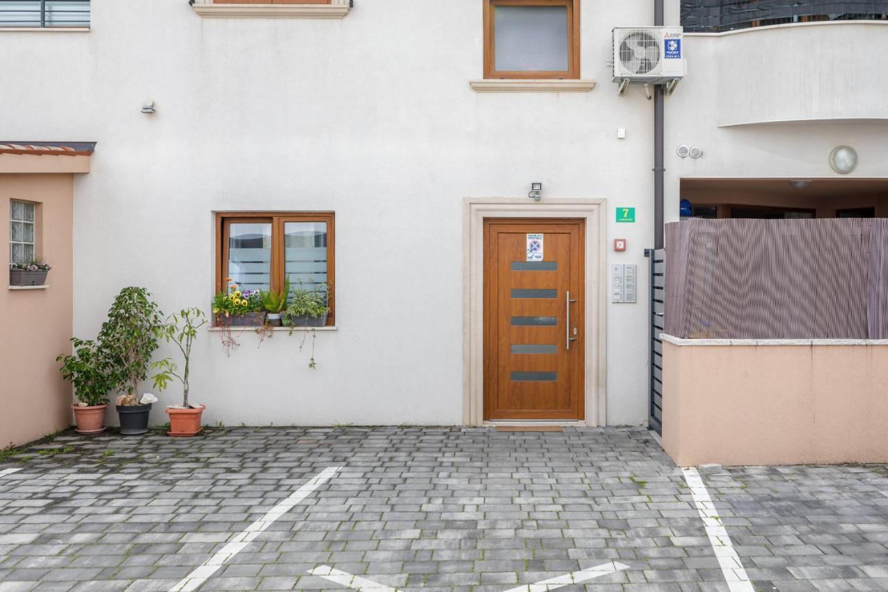 Apartment Bailey Pula Ngoại thất bức ảnh