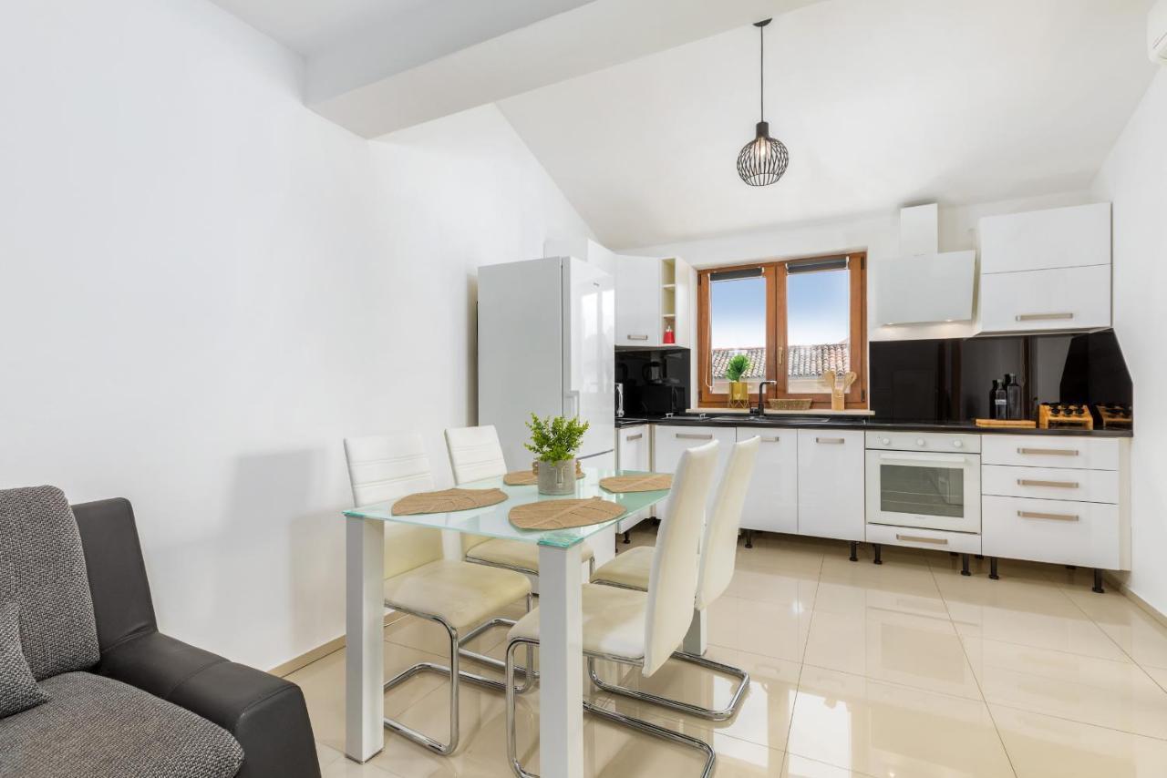 Apartment Bailey Pula Ngoại thất bức ảnh