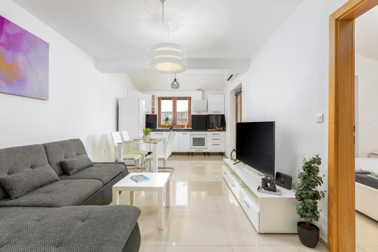 Apartment Bailey Pula Ngoại thất bức ảnh